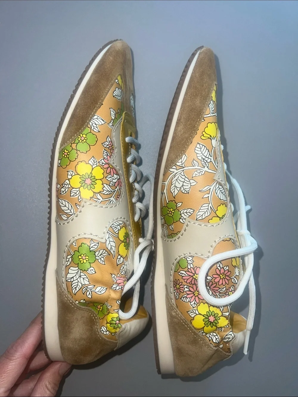 Tory Burch NWOT Rust Wallpaper Serif Leather Sneaker